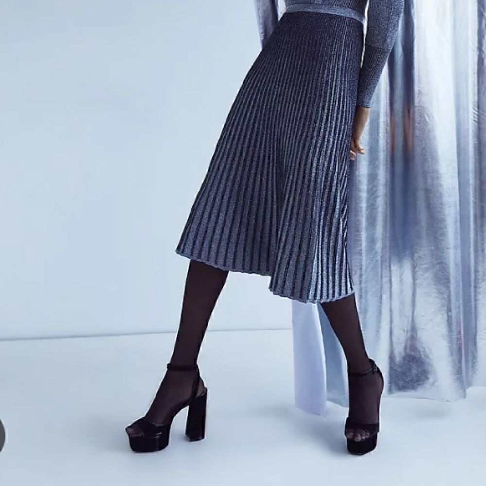 Zara M black metallic knit skirt
